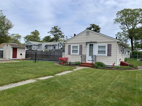 7 Luna Ave, Wareham, MA 02571 photo 3