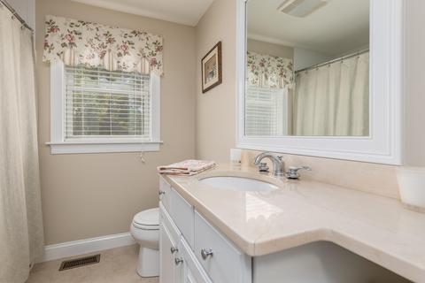 3 Dovetail Ln, Cotuit, MA 02635 photo 9