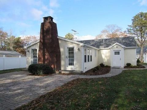 4 Churbuck St, East Wareham, MA 02538 photo 2