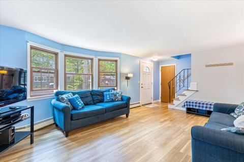 328 Arrowhead Dr, Hyannis, MA 02601 photo 3