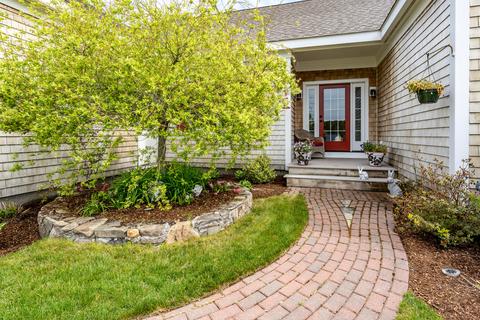21 Jillian Dr, Bourne, MA 02532 photo 3