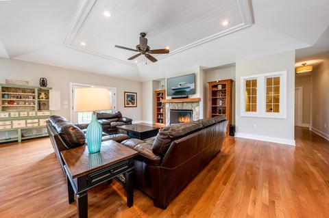 21 Jillian Dr, Bourne, MA 02532 photo 5