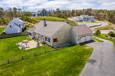 21 Jillian Dr, Bourne, MA 02532 photo 2