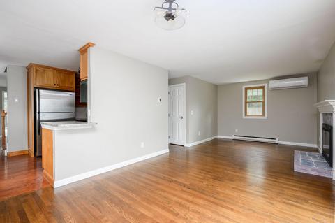 54 Beechwood Dr, Mashpee, MA 02649 photo 11