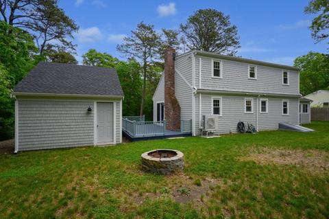 54 Beechwood Dr, Mashpee, MA 02649 photo 5