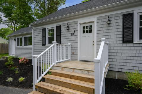 54 Beechwood Dr, Mashpee, MA 02649 photo 3