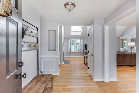 43 Snead Dr, Mashpee, MA 02649 photo 4