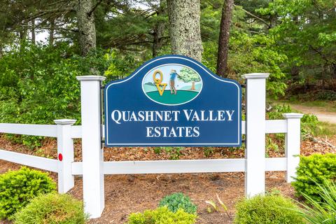 43 Snead Dr, Mashpee, MA 02649 photo 3