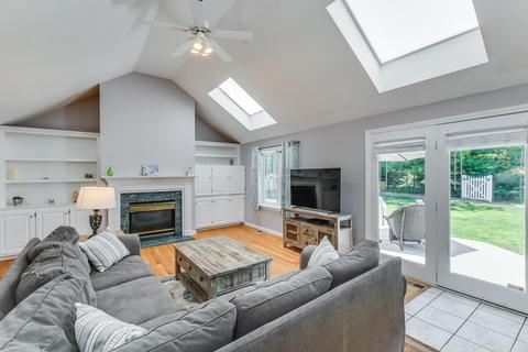 43 Snead Dr, Mashpee, MA 02649 photo 6