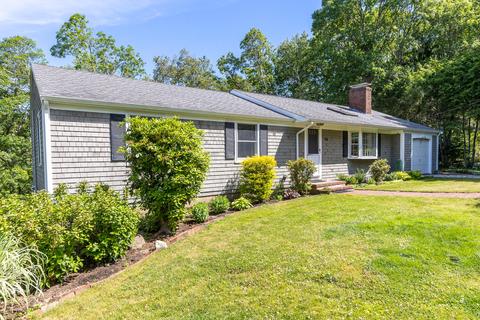84 Birchill Rd, Centerville, MA 02632 photo 2