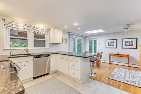84 Birchill Rd, Centerville, MA 02632 photo 10