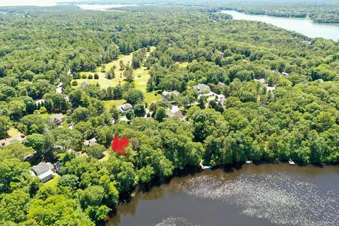 206 School St, Cotuit, MA 02635 photo 1