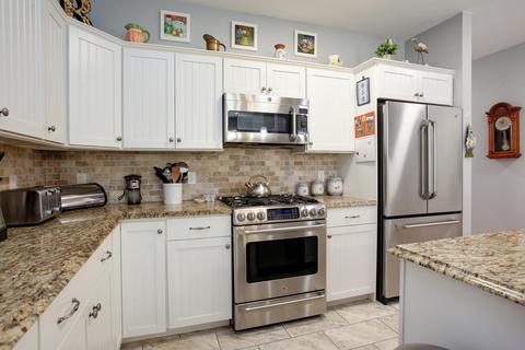 100 Grey Hawk Dr, Mashpee, MA 02649 photo 8
