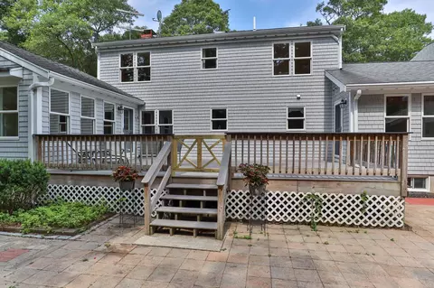 565 Sampsons Mill Rd, Cotuit, MA 02635 photo 29