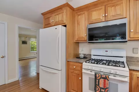 565 Sampsons Mill Rd, Cotuit, MA 02635 photo 23