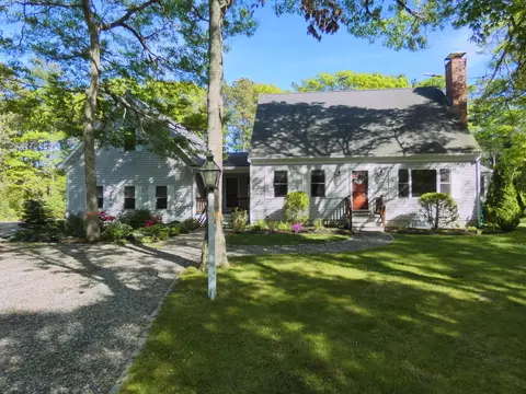 565 Sampsons Mill Rd, Cotuit, MA 02635 photo 5