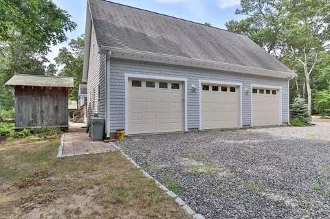 565 Sampsons Mill Rd, Cotuit, MA 02635 photo 66