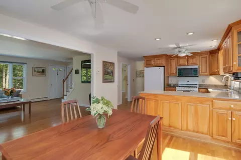 565 Sampsons Mill Rd, Cotuit, MA 02635 photo 18