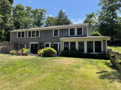 303 Maple St, West Barnstable, MA 02668 photo 1