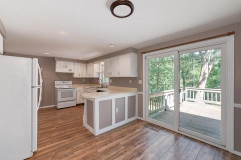 52 Oregon Rd, Mashpee, MA 02649 photo 6