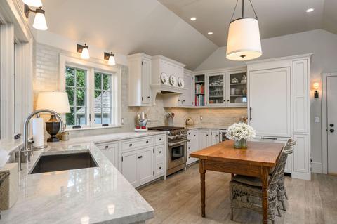 28 Holway Dr, West Barnstable, MA 02668 photo 8