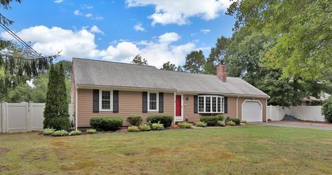 91 Bernard Cir, Centerville, MA 02632 photo 1