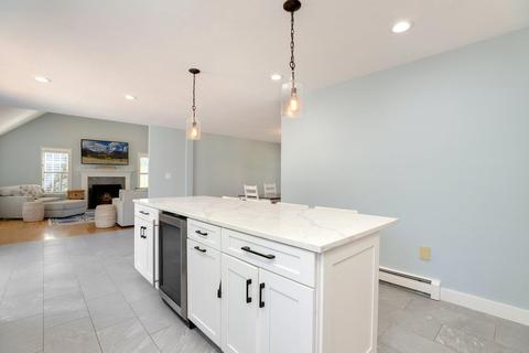 16 Oakbluff Rd, Sagamore Beach, MA 02562 photo 4