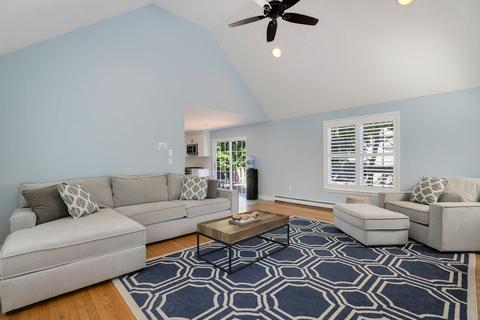 16 Oakbluff Rd, Sagamore Beach, MA 02562 photo 8