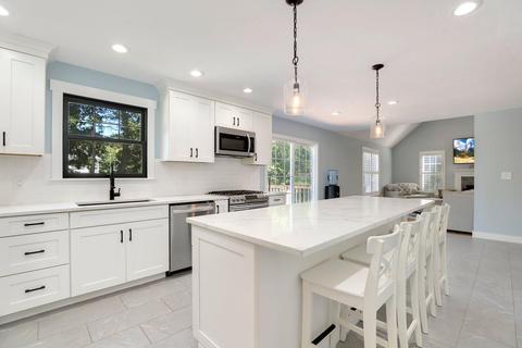 16 Oakbluff Rd, Sagamore Beach, MA 02562 photo 2