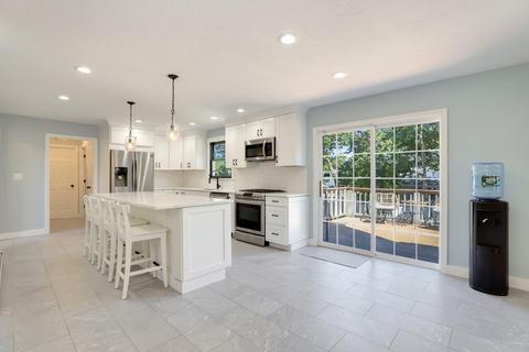 16 Oakbluff Rd, Sagamore Beach, MA 02562 photo 3