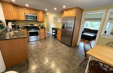 97 Sterling Rd, Hyannis, MA 02601 photo 3