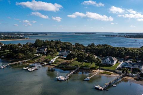 14 Pine Tree Dr, Buzzards Bay, MA 02532 photo 5