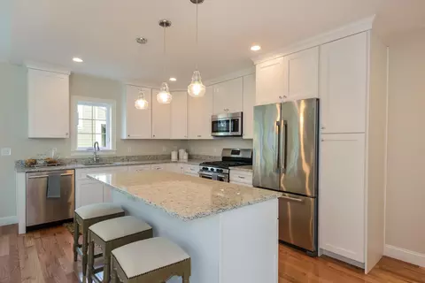 56 Cobblestone Cir, Mashpee, MA 02649 photo 7