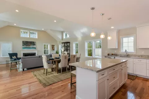 56 Cobblestone Cir, Mashpee, MA 02649 photo 6