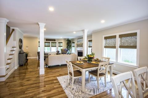 73 Cobblestone Cir, Mashpee, MA 02649 photo 1