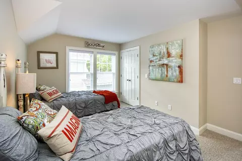 55 Cobblestone Cir, Mashpee, MA 02649 photo 18