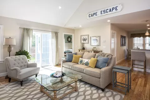55 Cobblestone Cir, Mashpee, MA 02649 photo 8