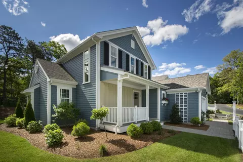 55 Cobblestone Cir, Mashpee, MA 02649 photo 5