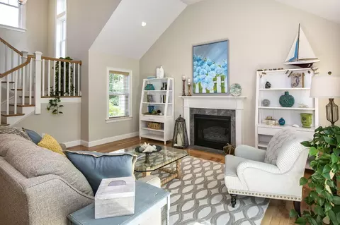 55 Cobblestone Cir, Mashpee, MA 02649 photo 6
