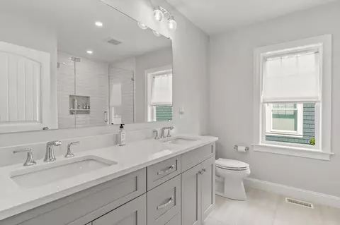 88 Cobblestone Cir, Mashpee, MA 02649 photo 16