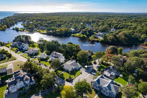 4 Pond St, Mashpee, MA 02649 photo 5