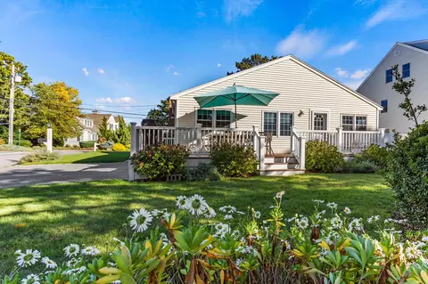 4 Pond St, Mashpee, MA 02649 photo 14
