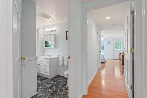 4 Pond St, Mashpee, MA 02649 photo 36