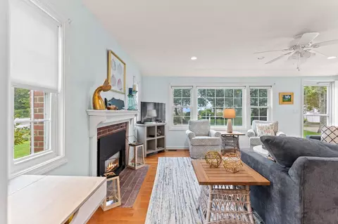 4 Pond St, Mashpee, MA 02649 photo 24