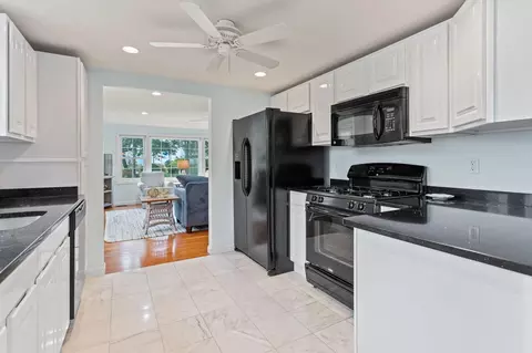 4 Pond St, Mashpee, MA 02649 photo 21