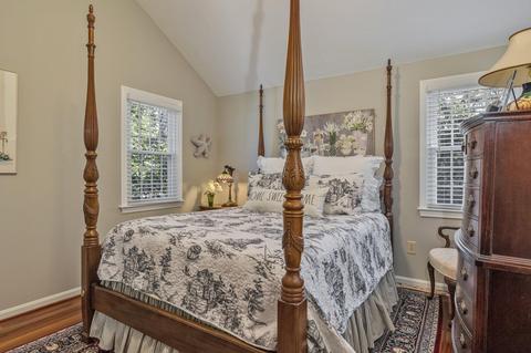 8 Derby Dr, West Barnstable, MA 02668 photo 13