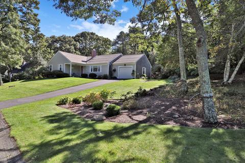 8 Derby Dr, West Barnstable, MA 02668 photo 1
