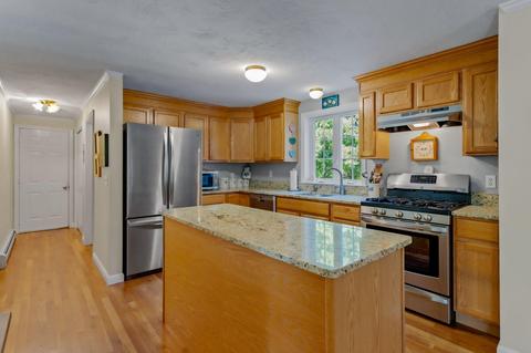 34 Grant Breen Dr, Mashpee, MA 02649 photo 7