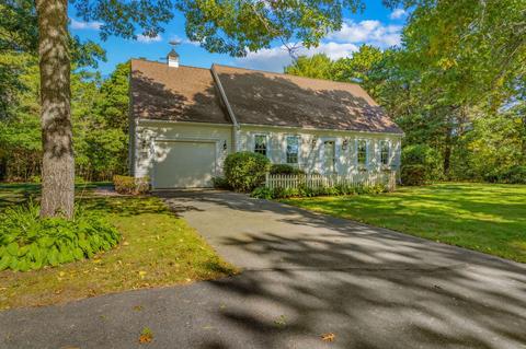 34 Grant Breen Dr, Mashpee, MA 02649 photo 3