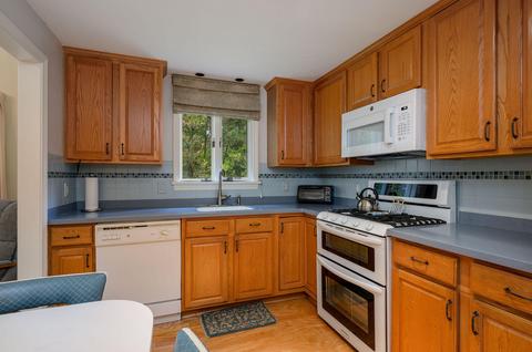4 Atlantic Ct, Mashpee, MA 02649 photo 7